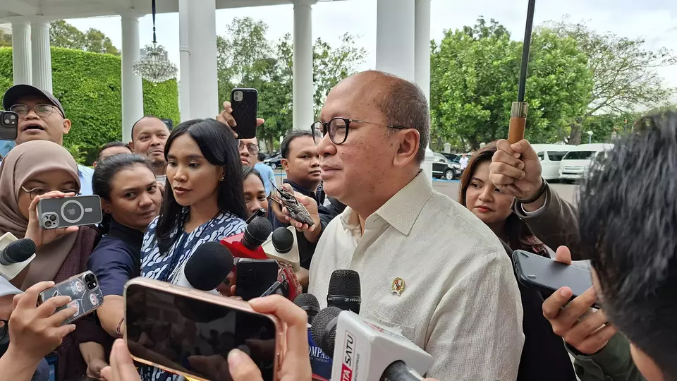 Menteri Investasi dan Hilirisasi/CEO Danantara Rosan Roeslani di Istana Kepresidenan, Jakarta, Kamis (5/3/2026).
