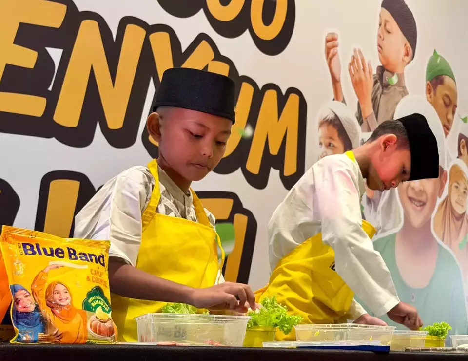 Gerakan #SatuSendokSeribuKebaikan Blue Band. (ist)