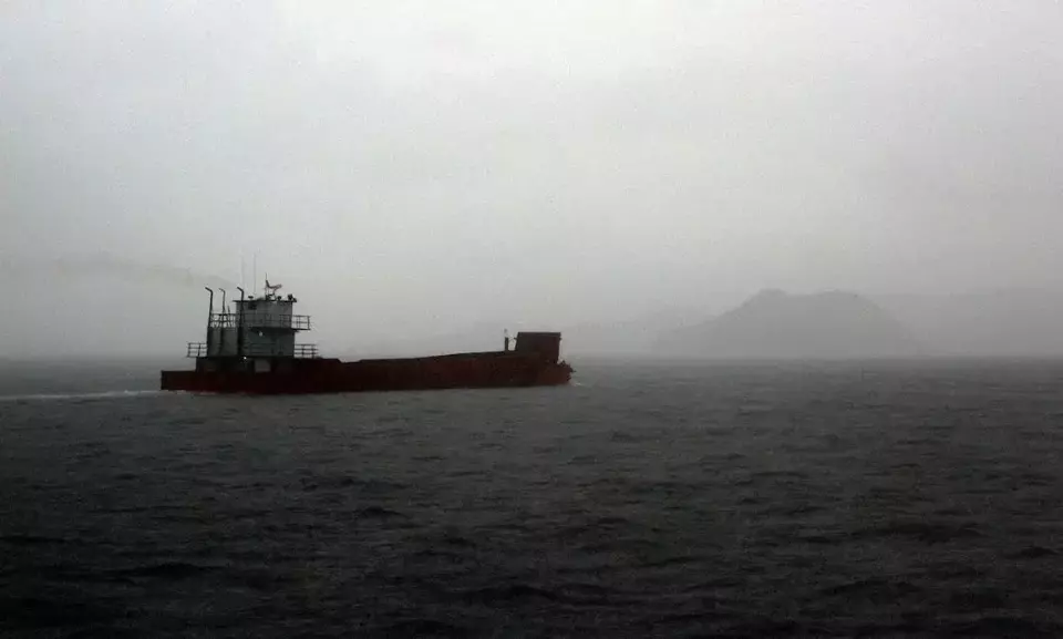 ilustrasi asuransi pengiriman di Selat Hormuz.