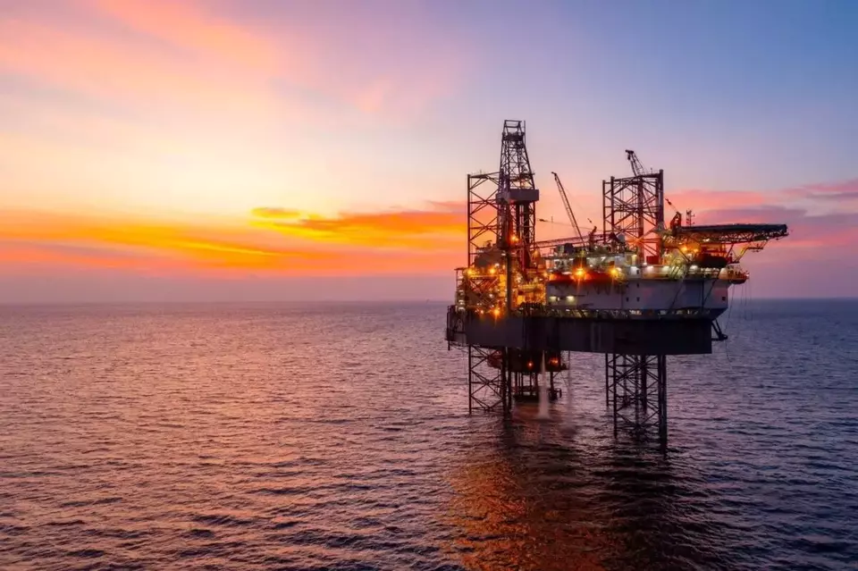 Ilustrasi industri minyak bumi dan gas alam (migas). (Foto: Shutterstock) 