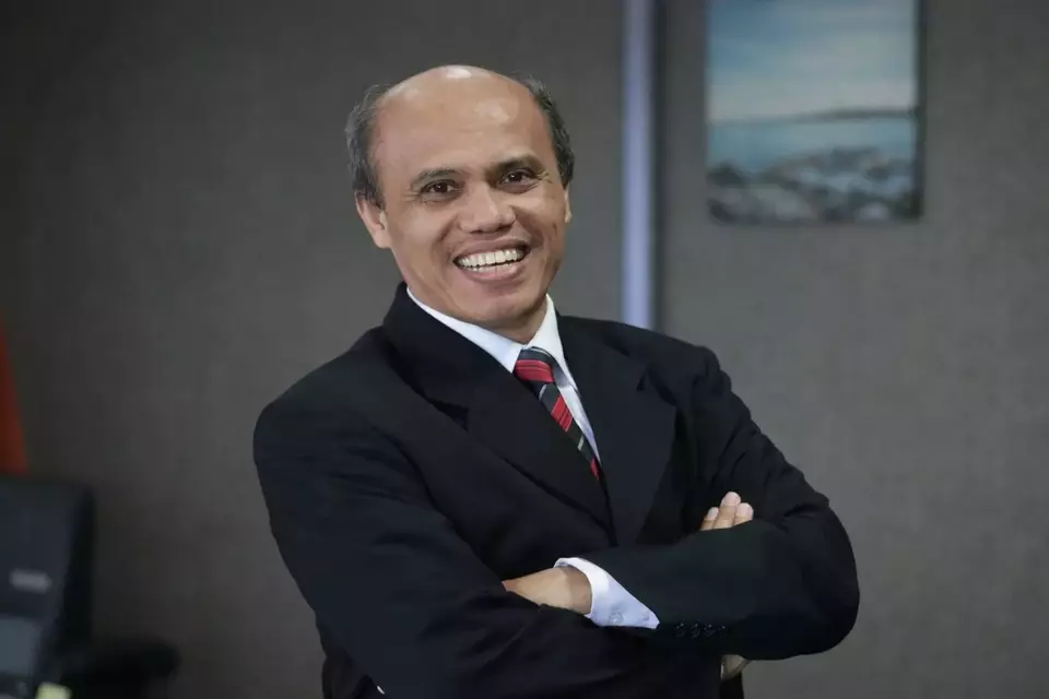 Dr. Richard Burton, SH., MH., CTA., C.Med., Dosen STIH IBLAM, Jakarta/Advokat/Konsultan Pajak/Penulis Buku Hukum Pajak dan Hukum Bisnis.
