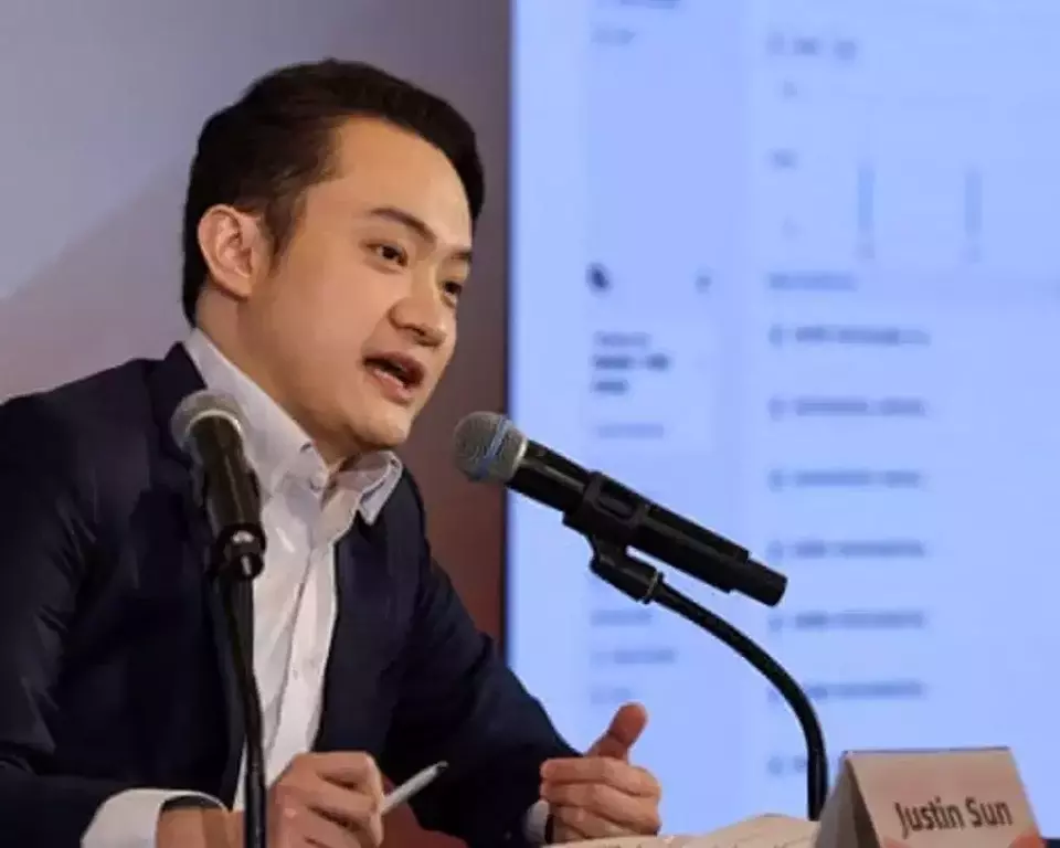 Pendiri Tron Justin Sun berbicara selama konferensi pers di Hong Kong, China.
