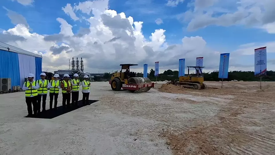 MIND ID memulai pembangunan proyek hilirisasi tembaga dan emas terintegrasi di Kawasan Ekonomi Khusus (KEK) JIIPE, Kabupaten Gresik, Jawa Timur, Rabu (29/4/2026) (B-Universe/Anis Firmansah)