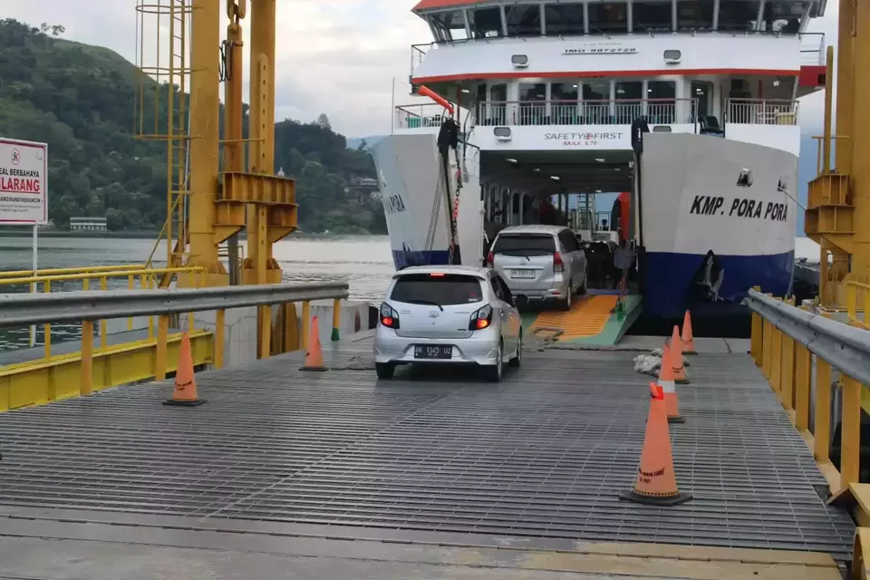 PT ASDP Indonesia Ferry (Persero) memastikan kesiapan layanan penyeberangan di lintasan strategis nasional berjalan optima.