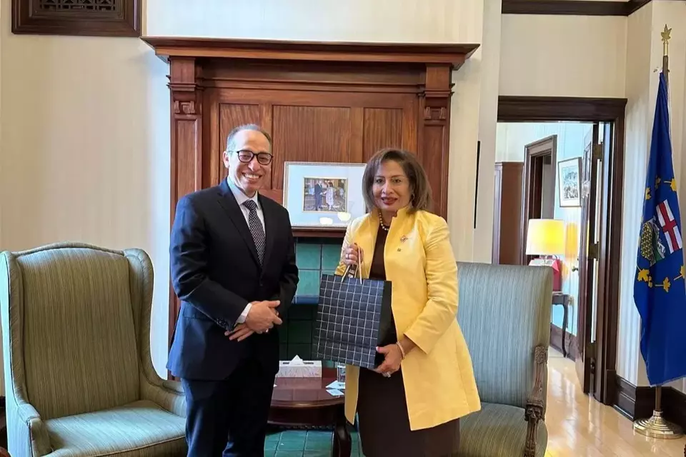 Duta Besar RI untuk Kanada Muhsin Syihab dan Letnan Gubernur Alberta, Salma Lakhani di Provinsi Alberta, Kanada, pada Senin (11/5/2026). (Foto: istimewa)