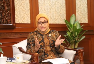 President Jokowi Accepts Resignations of Ministers Abdul Halim and Ida Fauziyah Ahead of Administration's End