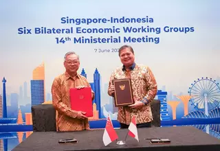 Indonesia, Singapore Hold Bilateral Economic Talks 