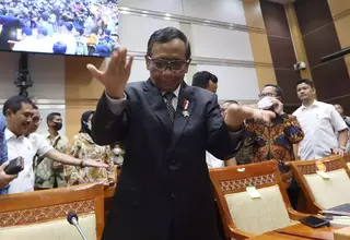 Prabowo Seeks Respected Ex-Minister Mahfud MD for Police Reform Drive