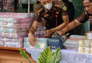 Sandra Dewi Protests Seizure of Luxury Bags in Husband’s Graft Case
