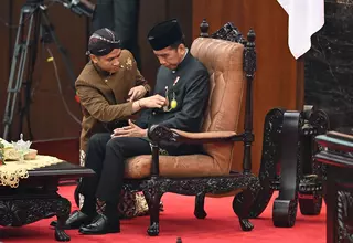 Jokowi's Approval Rating Reaches 75% in Final Month as President