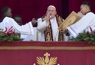Pope Urges 'All People of All Nations' to Silence Arms and Overcome Divisions
