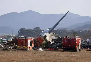 Plane Burst Into Flames in South Korea, Killing At Least 85