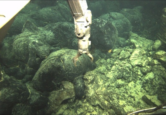 Scientists Monitor Undersea Volcanic Eruption Off Us Pacific Coast