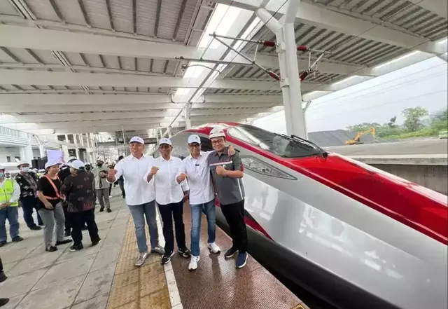 Indonesia's First High-Speed Train to Be Named 'Whoosh'