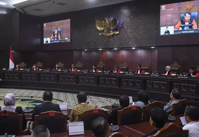 Constitutional Court Upholds Validity of Job Creation Law