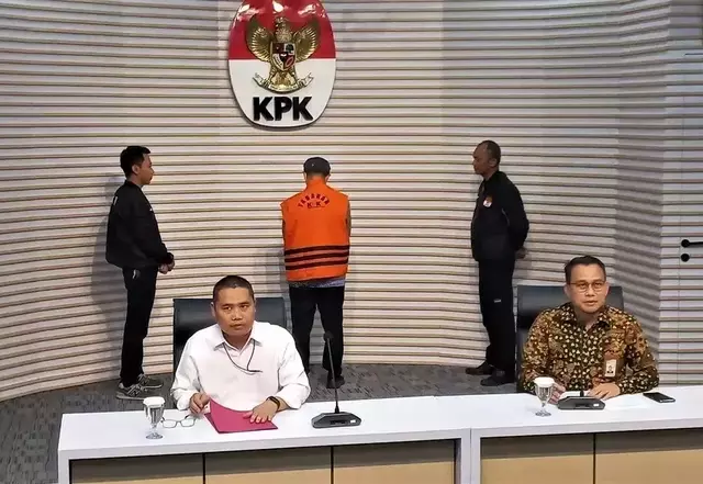 Supreme Court Justice Rearrested over New Corruption Charges