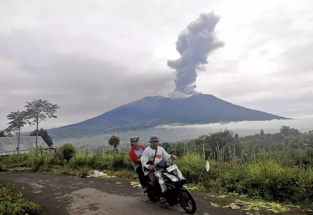 11 Bodies Recovered after Marapi Eruption, and 12 Climbers Still Missing