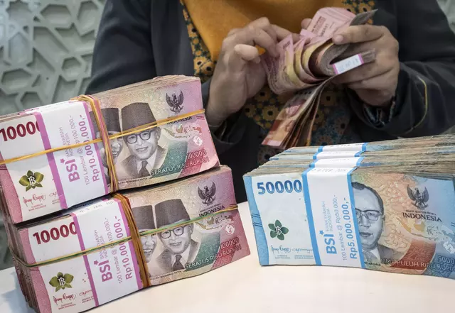 Indonesian Banks Ordered to Freeze 26,000 Accounts Linked to Online Gambling