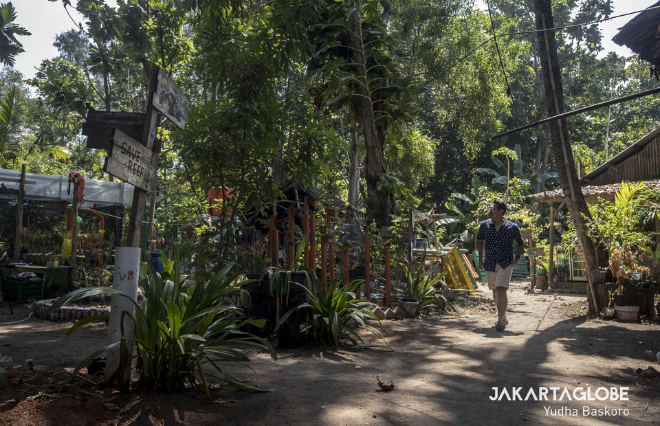 A visitor walks in Rumah Hijau, an educational and conservation-based plastic waste recycling facility at Pramuka Island in Jakarta's Thousand Islands. (JG Photo/Yudha Baskoro)