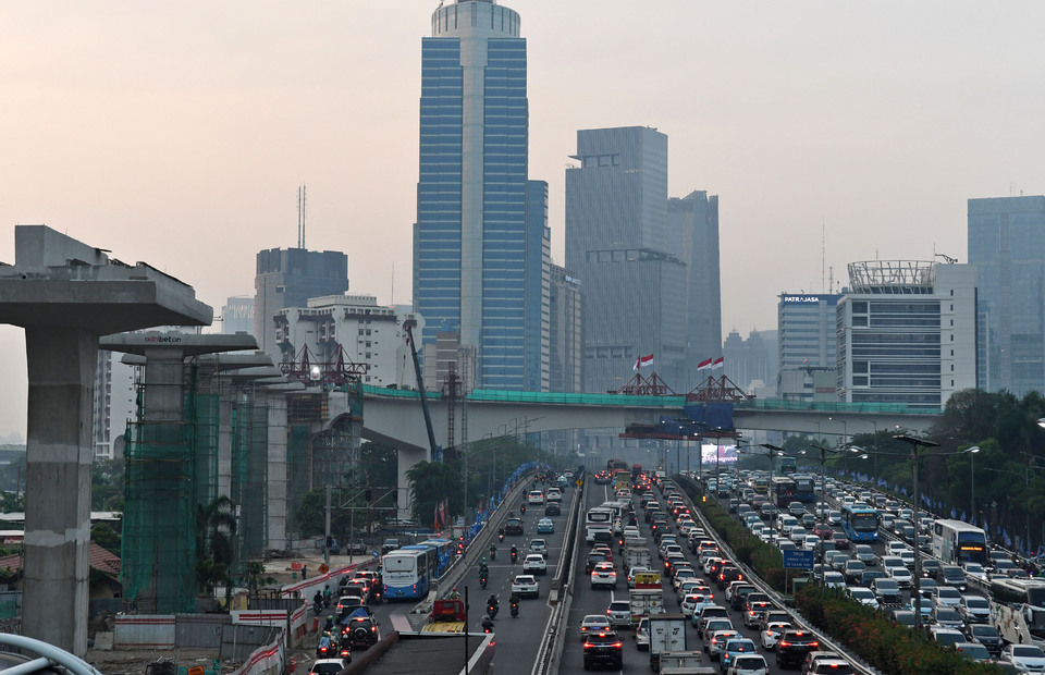 Indonesian engineer Arvila Delitriana has designed the longest curved concrete bridge in the country for the Jakarta LRT. (Antara Photo/Aditya Pradana Putra)