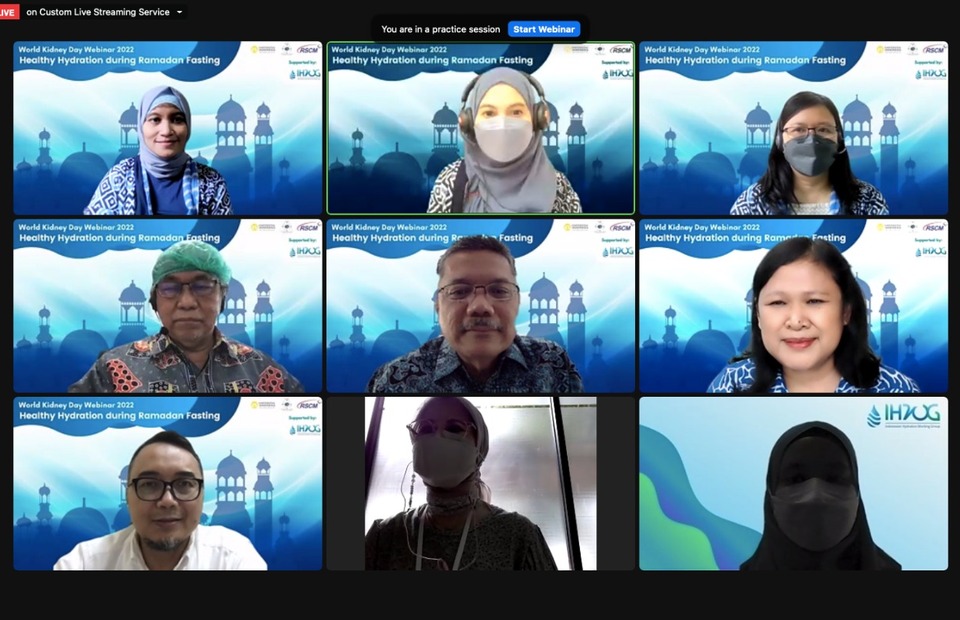 Indonesian Hydration Group (IHWG) recently holds a webinar themed "Healthy Hydration during Ramadan Fasting".