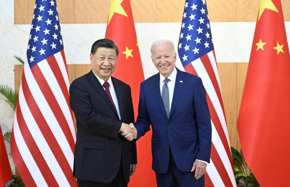Chinese President Xi Jinping meets with US President Joe Biden in Bali, Indonesia, on November 14, 2022. (Xinhua/Li Xueren)