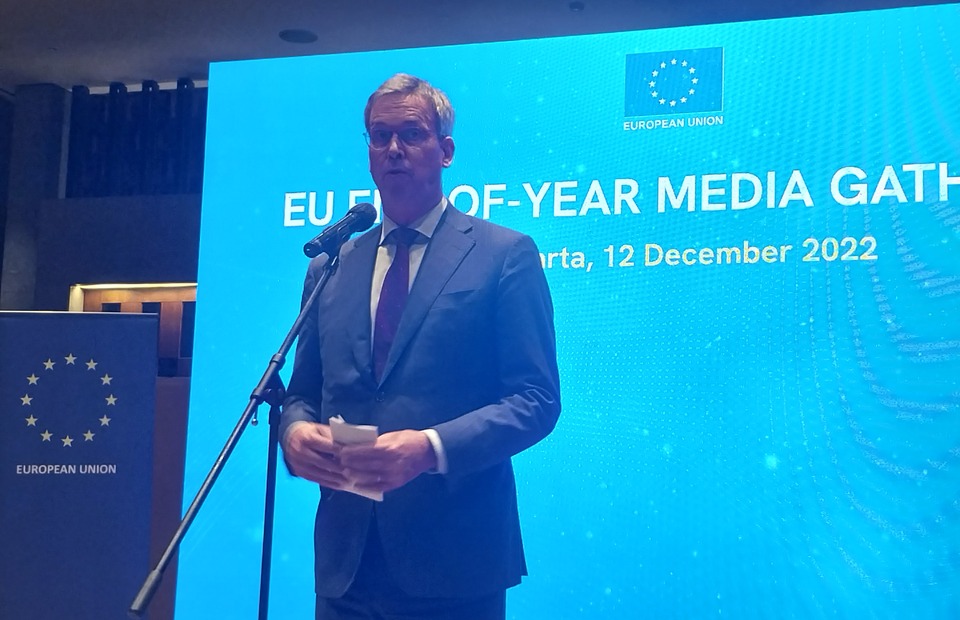 European Union (EU) ambassador to Indonesia Vincent Piket gives his remarks at a year-end media gathering in Jakarta on Dec. 12, 2022. (JG Photo/Jayanty Nada Shofa)