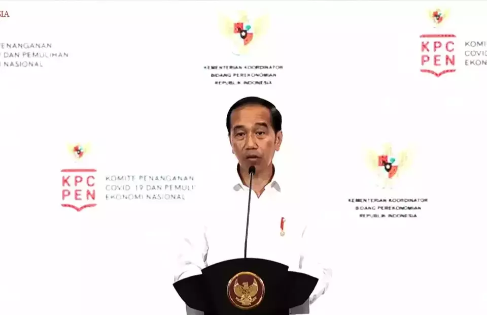 President Joko Widodo delivers a speech during the meeting of the National Committee for Covid-19 Handling and National Economic Recovery (PC-PEN) in Jakarta on January 26, 2023. (BTV/Pudja Lestari)