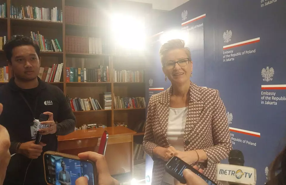 Polish Ambassador to Indonesia Beata Stoczynska speaks to reporters in Jakarta on Feb. 16, 2023. (JG Photo/Jayanty Nada Shofa)