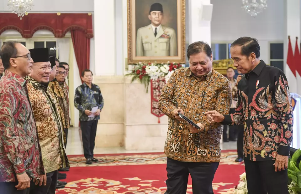 Jokowi Calls for Internal Meeting to Prepare for Economic Fallout from Iran-Israel Conflict