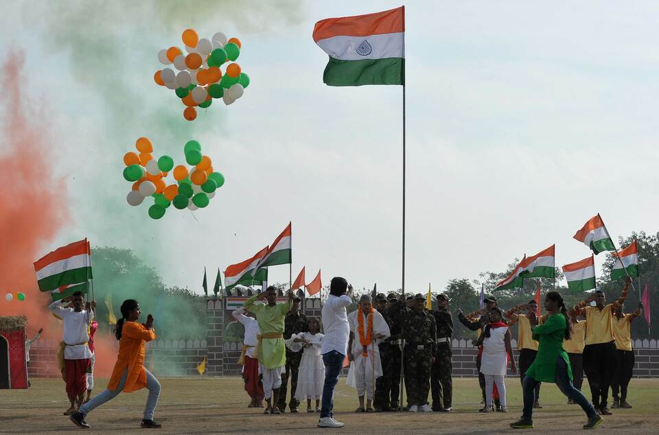 Indian Railway Protection Force (RPF) personnel perform during Republic Day celebrations in Secunderabad on Jan. 26, 2015. (AFP Photo/Noah Seelam)