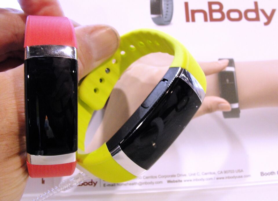 The InBody activity tracker and body fat sensor is displayed on Jan. 7, 2015 at the Consumer Electronics Show in Las Vegas Nevada, US. (AFP Photo/Glenn Chapman)