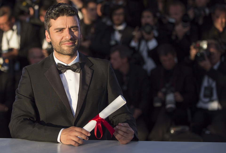 US actor Oscar Isaac poses during the Award Winners photocall after the Coen brothers won the Grand Prize for 'Inside Llewyn Davis' at the 66th annual Cannes Film Festival in Cannes, France, 26 May 2013. (EPA Photo/Ian Langsdon)