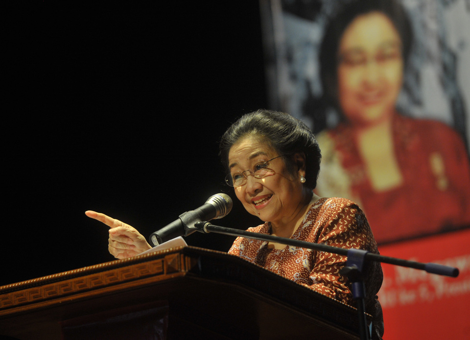 Investigative journalist Dandhy Dwi Laksono has been reported to police for allegedly insulting former President Megawati Sukarnoputri. (Antara Photo/Yudhi Mahatma)