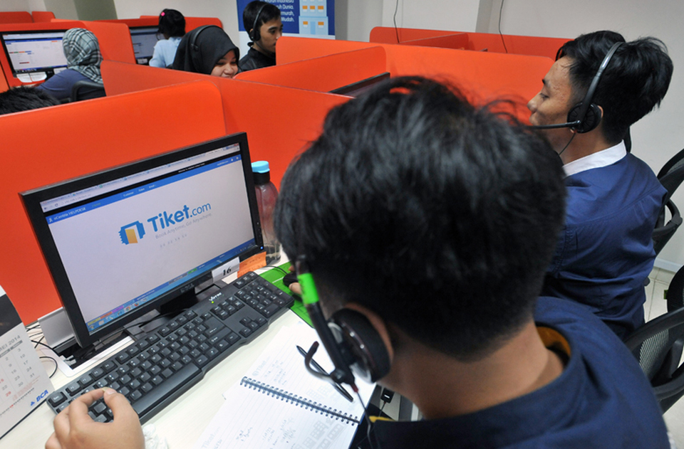 The outsourcing industry in the Philippines, which has dethroned India as the country with the most call centers in the world, is worried that the rise of artificial intelligence (AI) will eat into the $23 billion sector. (Antara Photo/Audy Alwi)