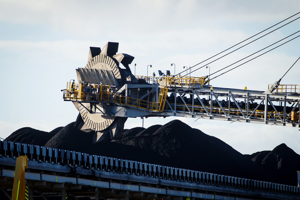 Dian Swastatika Sentosa is building two new coal-fired power plant projects worth $620 million. (Bloomberg Photo/Ian Waldie)
