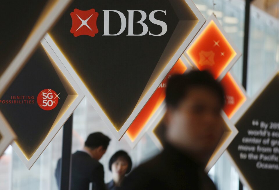 A recent study entitled "Digital Banking: New Avatar - Banks Watch Out for Banks" by DBS Group Research finds that besides threat to the banking industry, technology-based financial companies or fintech present an opportunity for collaboration. (Reuters Photo/Edgar Su)
