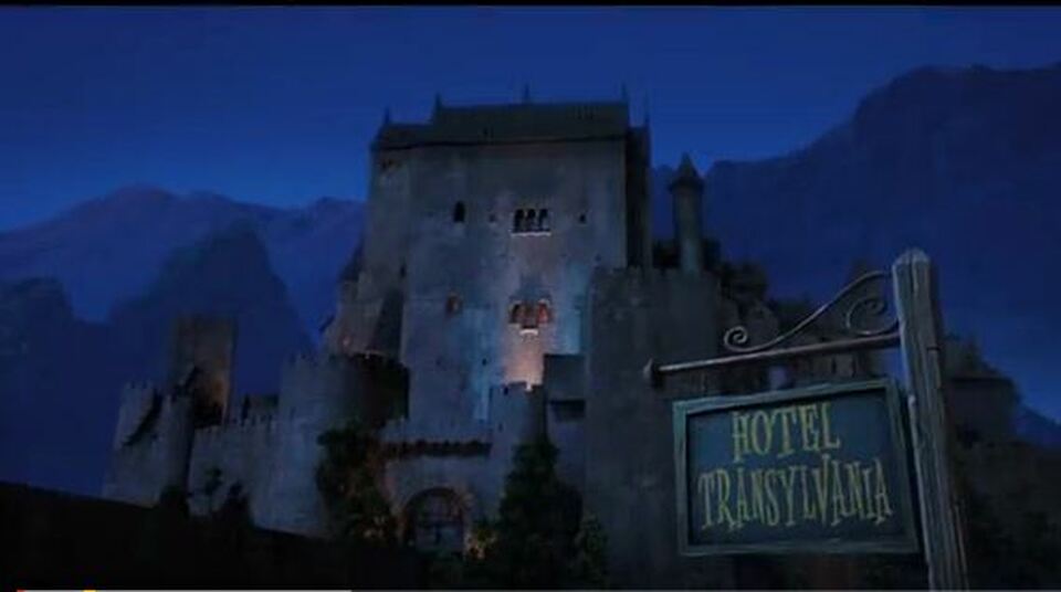 A snapshot of a trailer of Hotel Transylvania 2