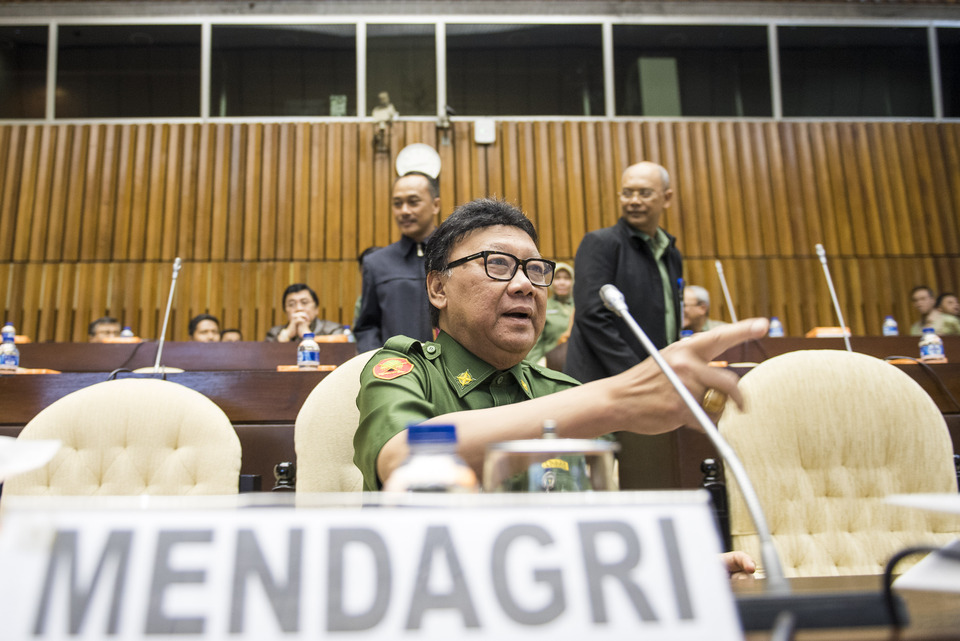Home Affairs Minister Tjahjo Kumolo said he will suspend a top ministry official. (Antara Photo/M. Agung Rajasa)