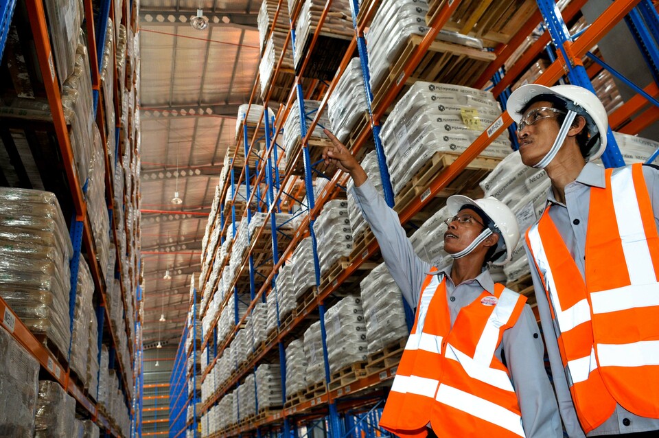 Thailand's JWD Infologistics expects to make acquisitions in Indonesia and Vietnam, part of plans to expand in the region to tap growing demand and boost growth, its chief executive said on Wednesday (04/10). (GA Photo/Mohammad Defrizal)