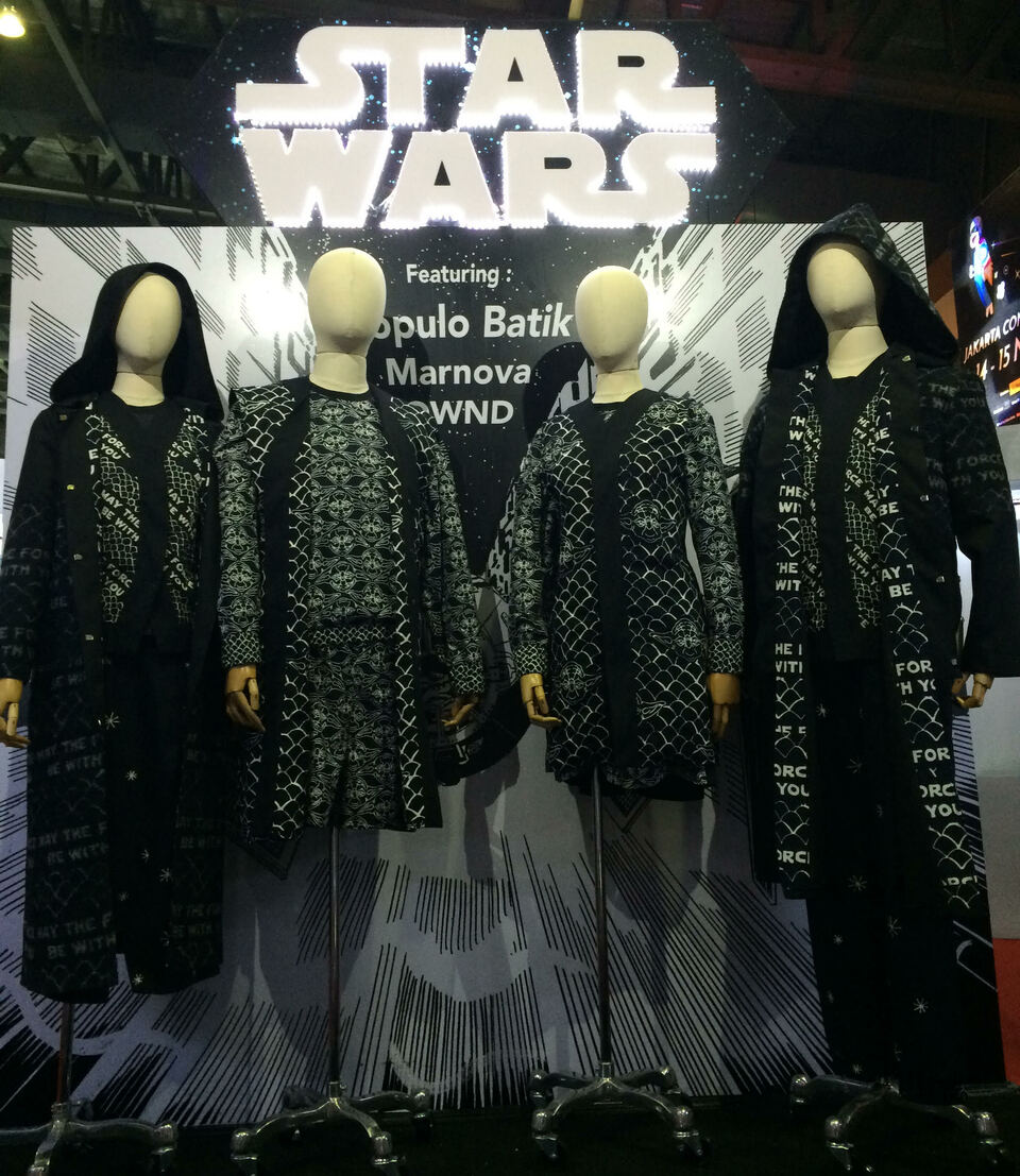 A preview of Populo Batik's 'Star Wars' collection at Indonesia Comic Con 2015 on Nov. 15. (Photo courtesy of Populo Batik)