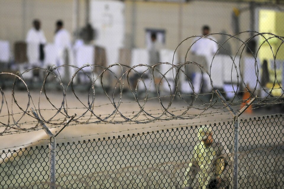 Australia on Saturday (24/06) welcomed charges against a Guantanamo Bay prisoner accused of masterminding the 2002 Bali bombings in which 202 people were killed, including 88 Australians.  (Reuters Photo/US Air Force)