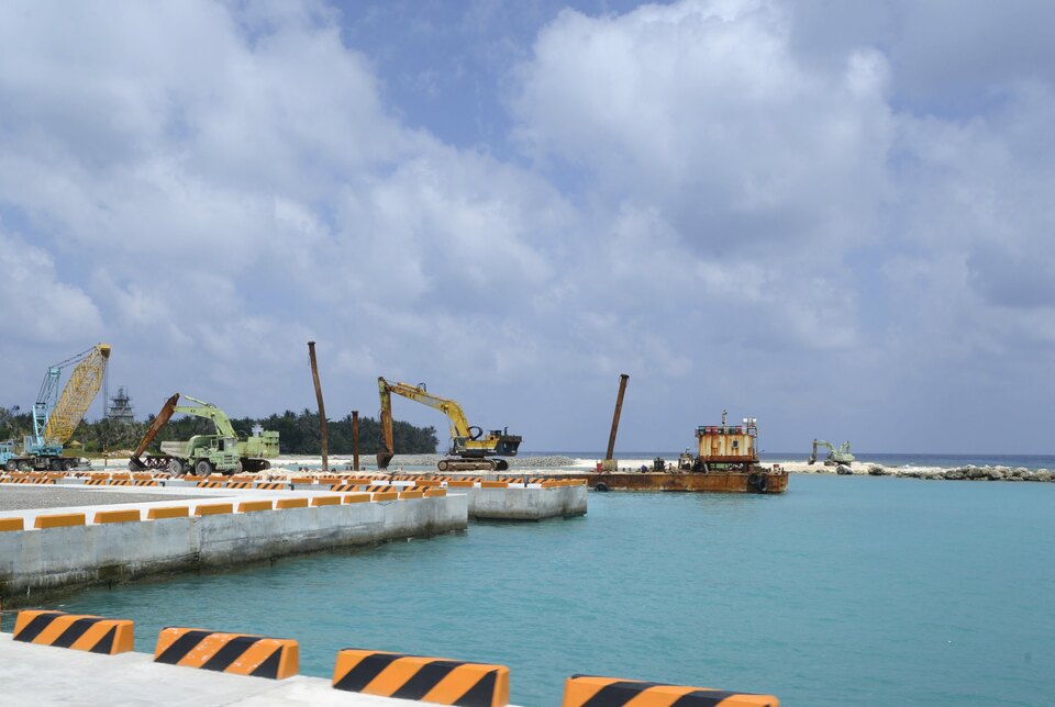 A construction site of a pier, in Itu Aba, which the Taiwanese call Taiping, at the South China Sea, March 23, 2016. (Reuters Photo/Fabian Hamacher)