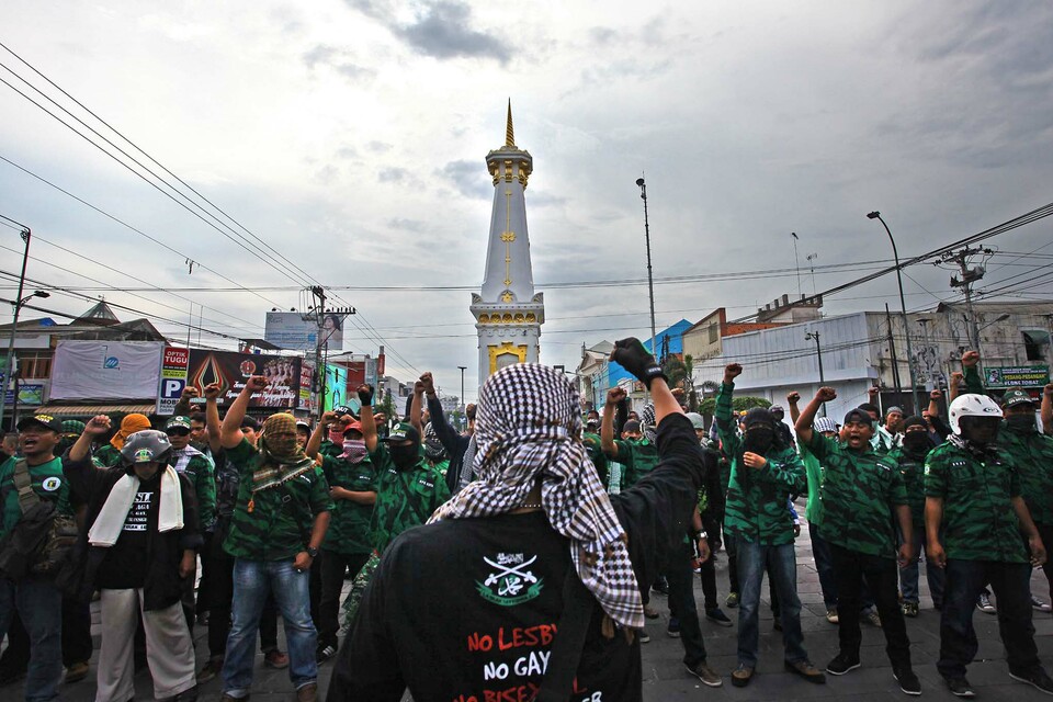 Clashes between so-called hardline nationalists and minority groups are happening more frequently in Yogyakarta, which boasts itself as a 'City of Tolerance.' (Antara Photo/Andreas Fitri Atmoko)