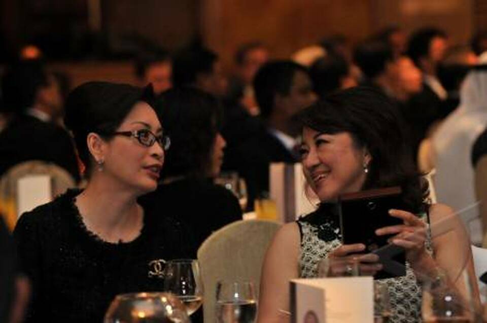 Lauren Sulistiawati, right, was appointed as president director of Commonwealth Bank Indonesia. (Antara Photo/Rosa Panggabean)