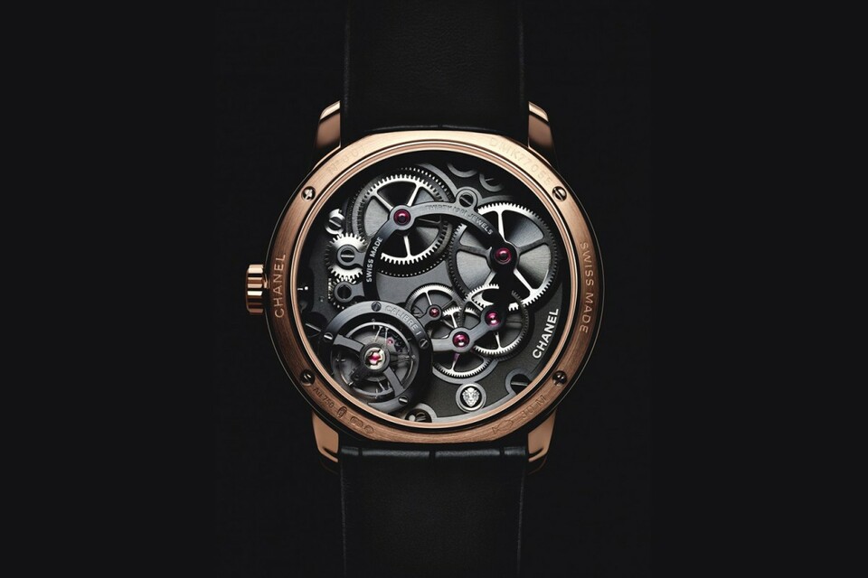The inner mechanism of Chanel de Monsieur watch. (Photo courtesy of Chanel)