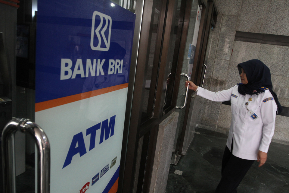 Net profit of Bank Rakyat Indonesia and its subsidiaries increased by 8.2 percent to Rp 20.5 trillion ($1.5 billion) in the first nine months of the year. (ID Photo/David Gita Roza)