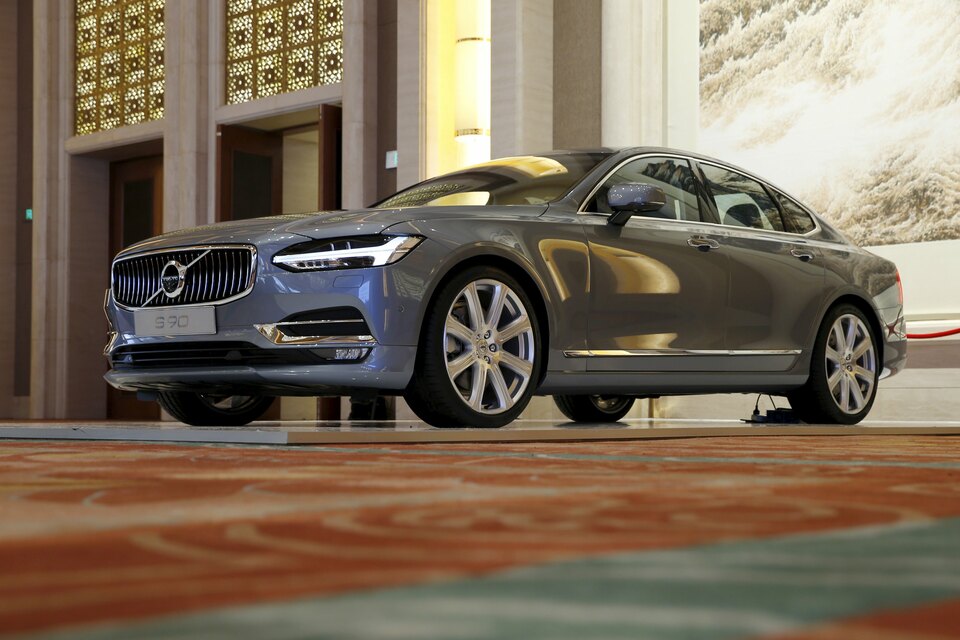 Volvo S90 is displayed at a panel discussion about self-driving cars at Diaoyutai State Guesthouse in Beijing. (Reuters Photo/Kim Kyung-Hoon)