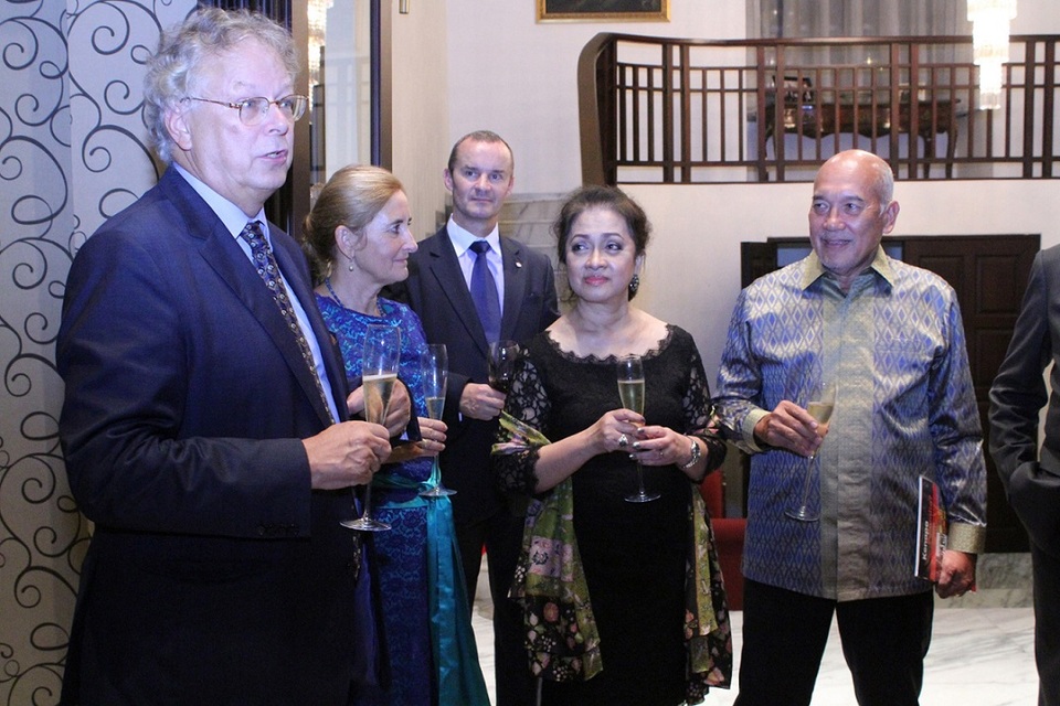 Indonesia's ambassador to Poland, Peter F. Gontha, right, believes the European nation can flourish due to its focus on education, science and technology. (ID Photo/Emral)