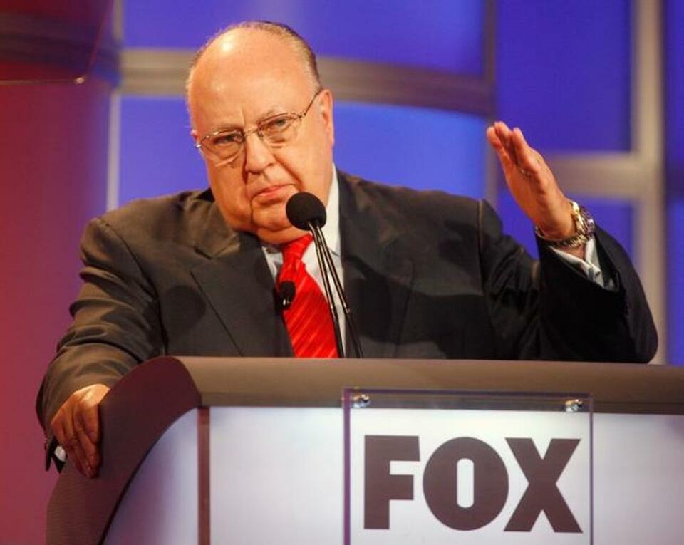 Roger Ailes, chairman and CEO of Fox News and Fox Television Stations, answers questions during a panel discussion at the Television Critics Association summer press tour in Pasadena, California July 24, 2006.  (Reuters Photo/Fred Prouser)
